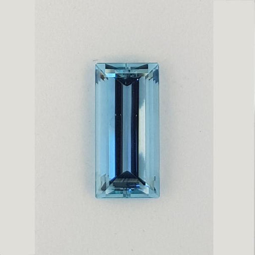 13.05ct Baguette Cut Aquamarine 21.4x10.1mm - Dynagem 