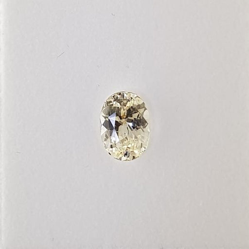 1.76ct Oval Faceted Pale Yellow Sapphire 8.5x6.2mm - Dynagem 