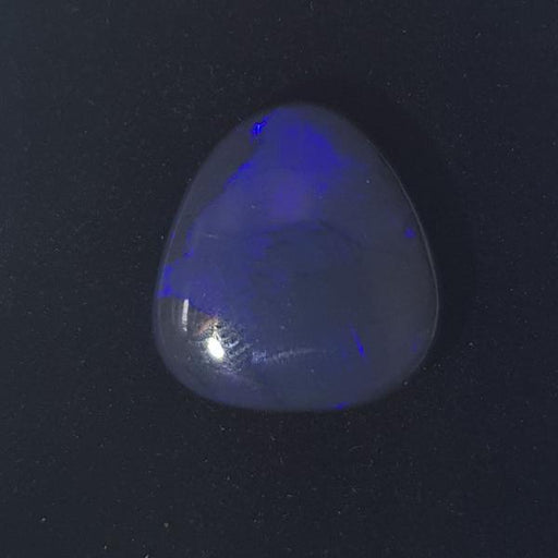 9.76ct Trillion Cabochon Opal 17x16mm - Dynagem 