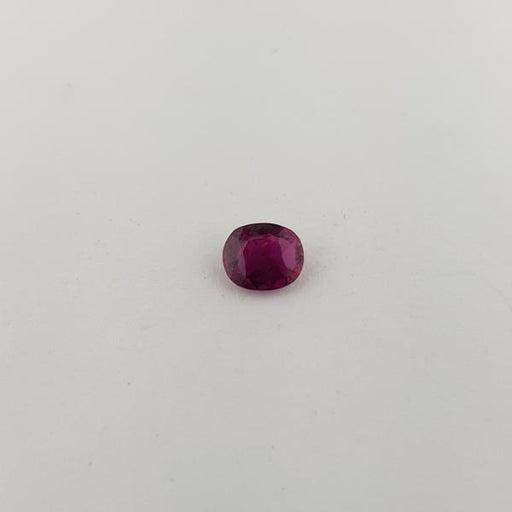 0.81ct Oval Faceted Ruby 6.3x5.4mm - Dynagem 