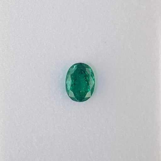 1.00ct Oval Faceted Emerald 7.2x5.4mm - Dynagem 