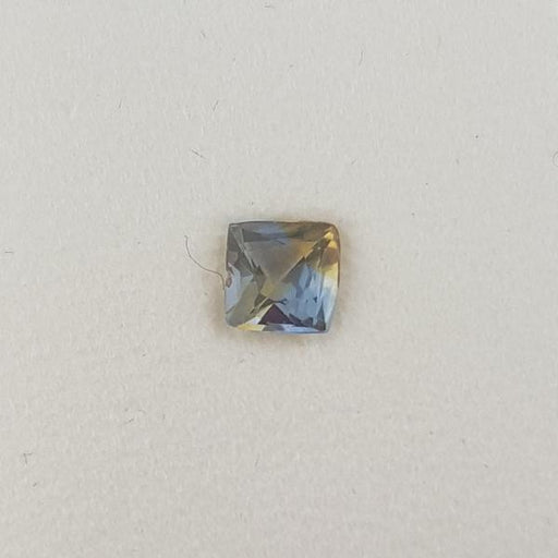0.45ct Square Cushion Cut Bi-Colour Sapphire 4.3mm - Dynagem 