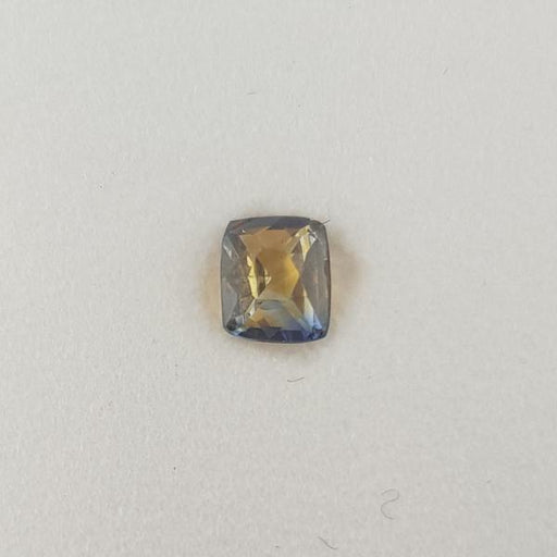 0.55ct Cushion Cut Bi-Colour Sapphire 5x4.2mm - Dynagem 