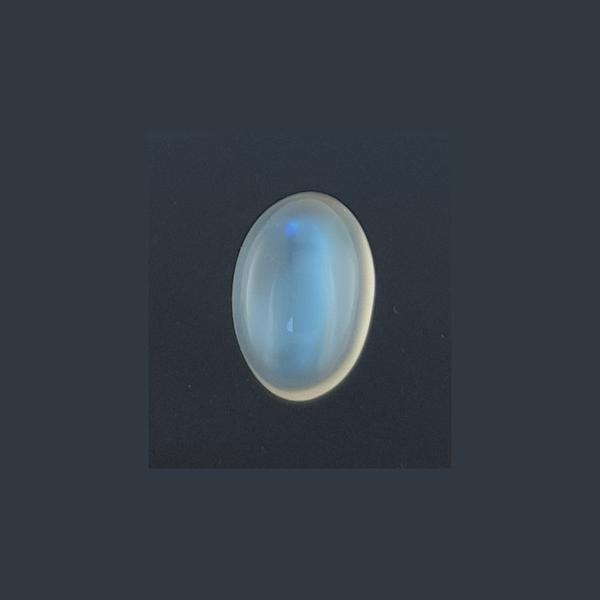 20.65ct Oval Cabochon Blue Moonstone 19x13mm - Dynagem 