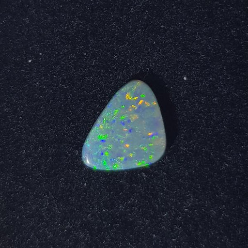 0.80ct Trillion Cabochon Opal 10.2x7.6mm - Dynagem 